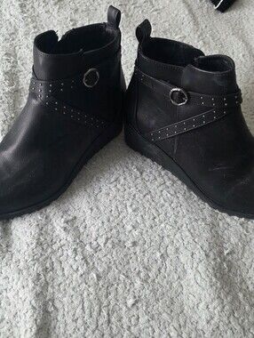 Lifestride Women's Black Ankle Boots with Studded Strap Wedge Heel Size 10w